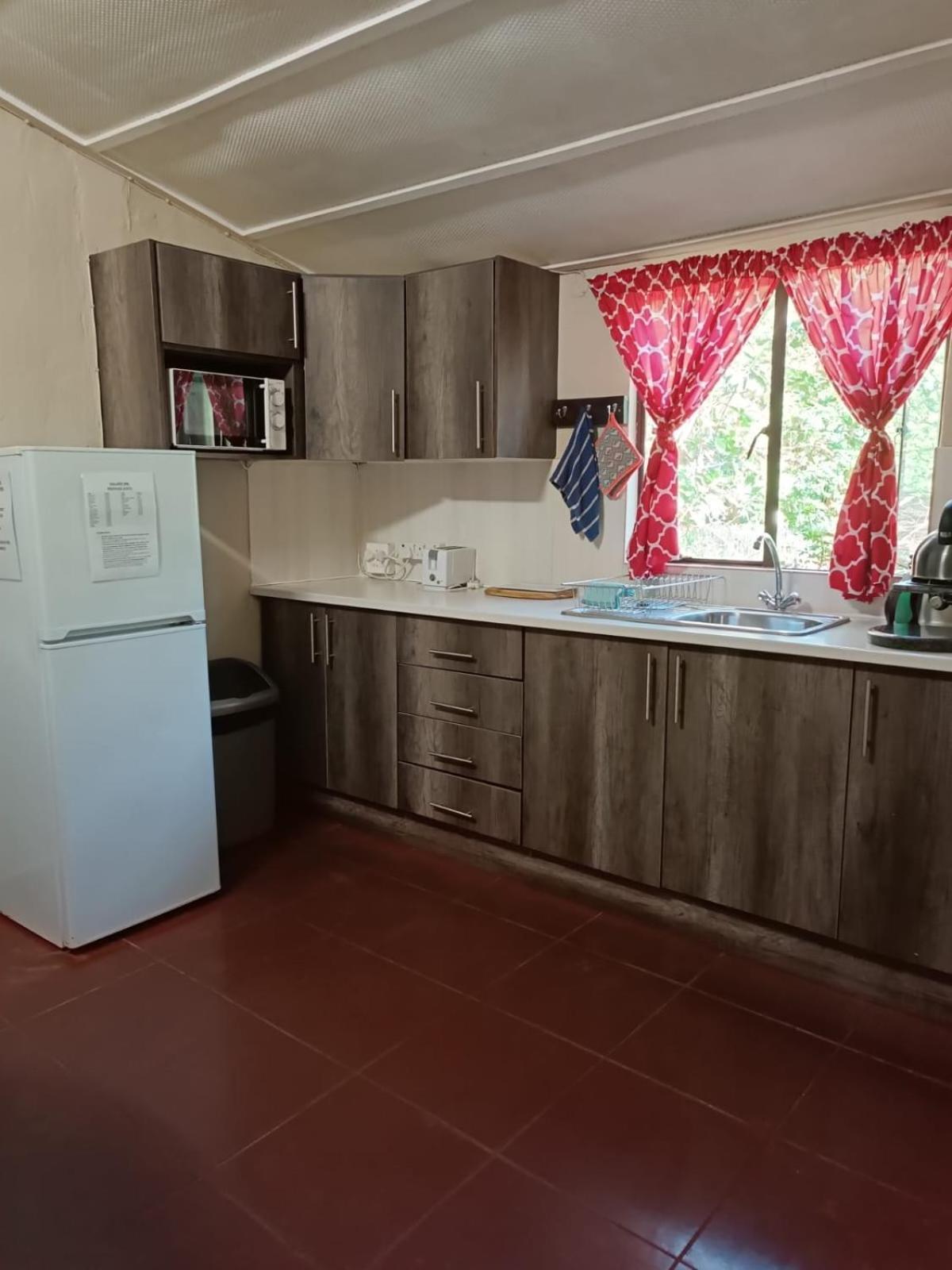 Gallery Inn Bela-Bela Ngoại thất bức ảnh